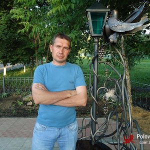 Александр Дугушев, 49 лет